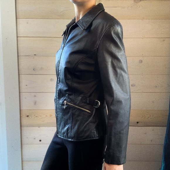 EUC Wilson’s | Medium | Black Genuine Leather Jacket - Picture 3 of 13